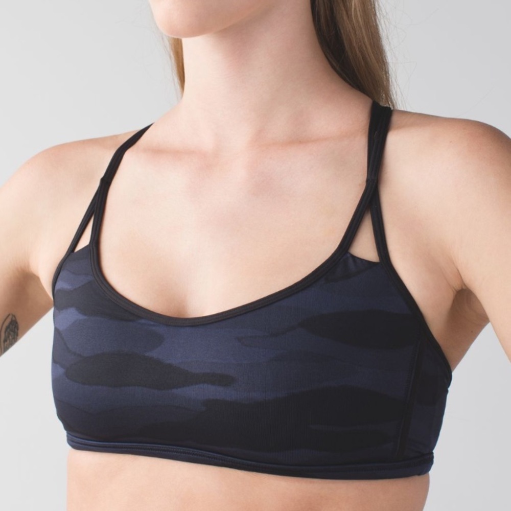 Lululemon Camo Lighten Up Bra